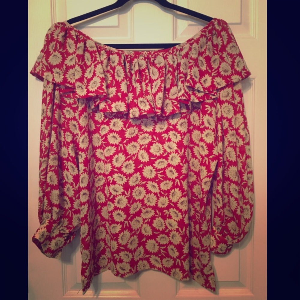 Off the shoulders red sunflower design blouse